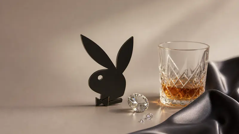 Menguak Daya Tarik dan Sensasi Playboy Gems and Desires oleh Microgaming